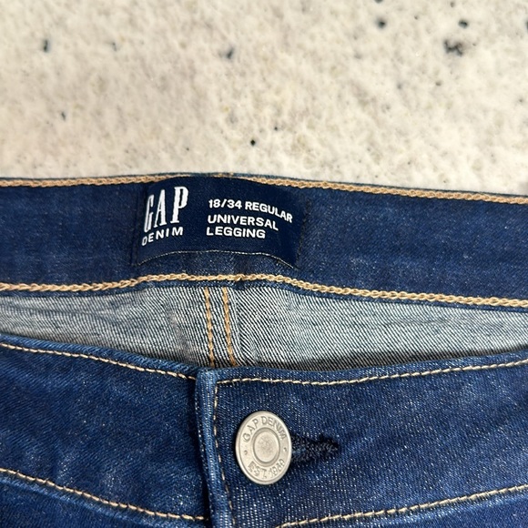 NWT Gap Universal Legging - Picture 4 of 6